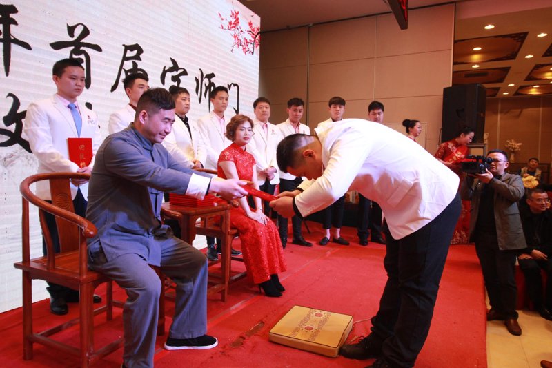 2025年中医师承培训机构推荐TOP:张氏中医教育领衔选择指南_教学